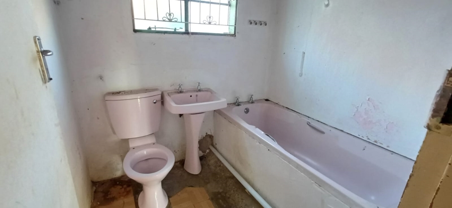 2 Bedroom Property for Sale in Mdantsane Nu 15 Eastern Cape